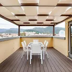 Rooftop Skyview 2 Bedr Panoramic View Parking